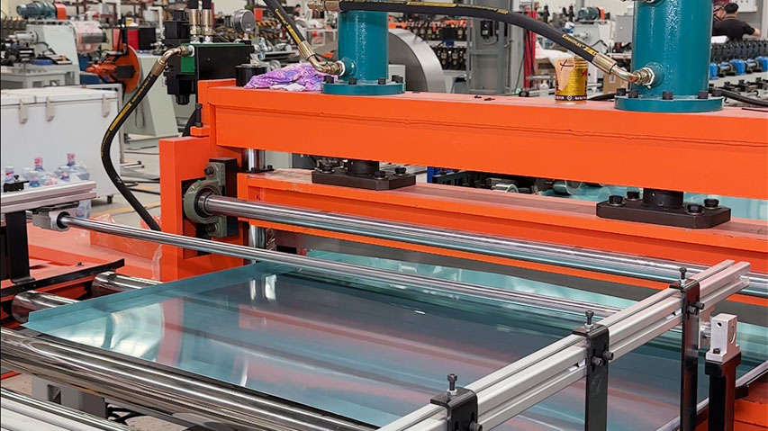 Automated cutting for ceiling profiles.jpg