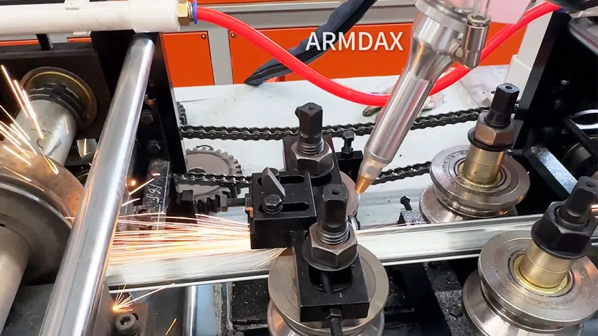 Armdax-laser-welding-in-Special-shaped-pipe-line.webp
