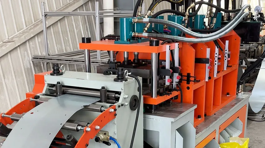 hydraulic punching-for-fan-houseing-making.webp